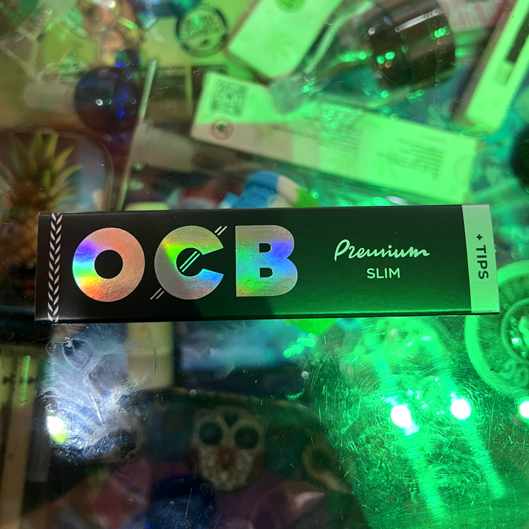 OCB Premium Slim Rolling Paper | Premium Cannabis Pre-Roll | Dis-can Johannesburg - Image 1