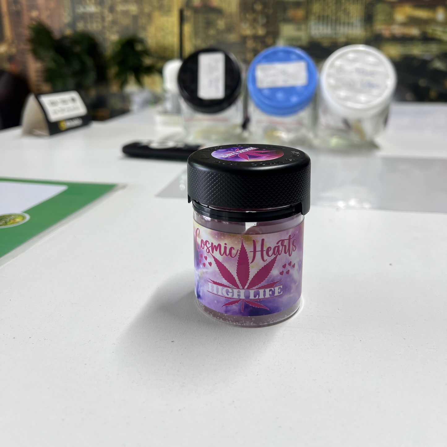 High Life Edibles - Cosmic Hearts Gummies 200mg (10 Gummies) | THC Gummies Johannesburg | Dis-can