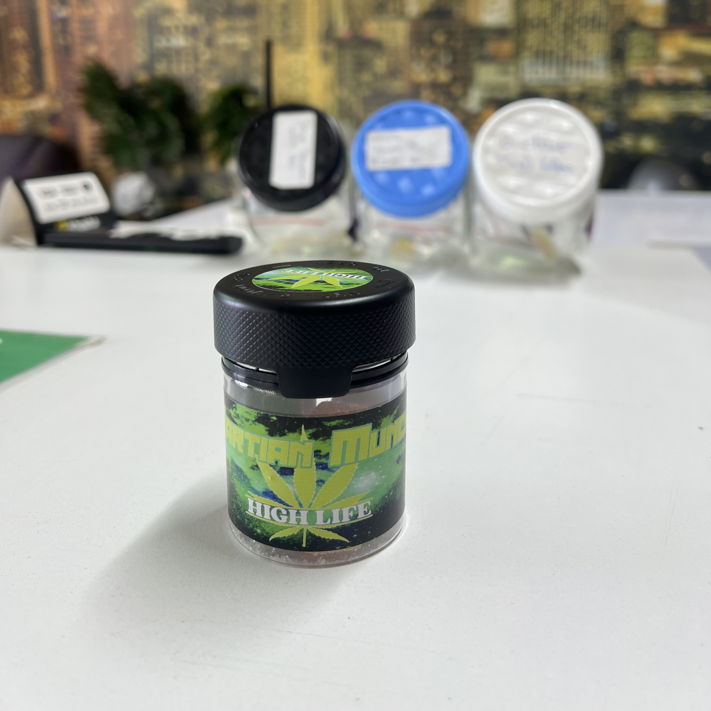 High Life Edibles - Martian Munch Gummies 200mg (10 Gummies) | THC Gummies Johannesburg | Dis-can